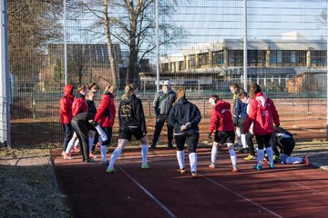 Bild 20 - Frauen SG Holstein Sued - SV Gruenweiss-Siebenbaeumen : Ergebnis: 0:2